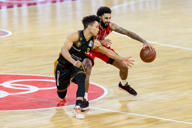 英超体系的 英超体系的